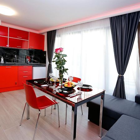 Deluxe 2 Studios City Center 布尔加斯 外观 照片