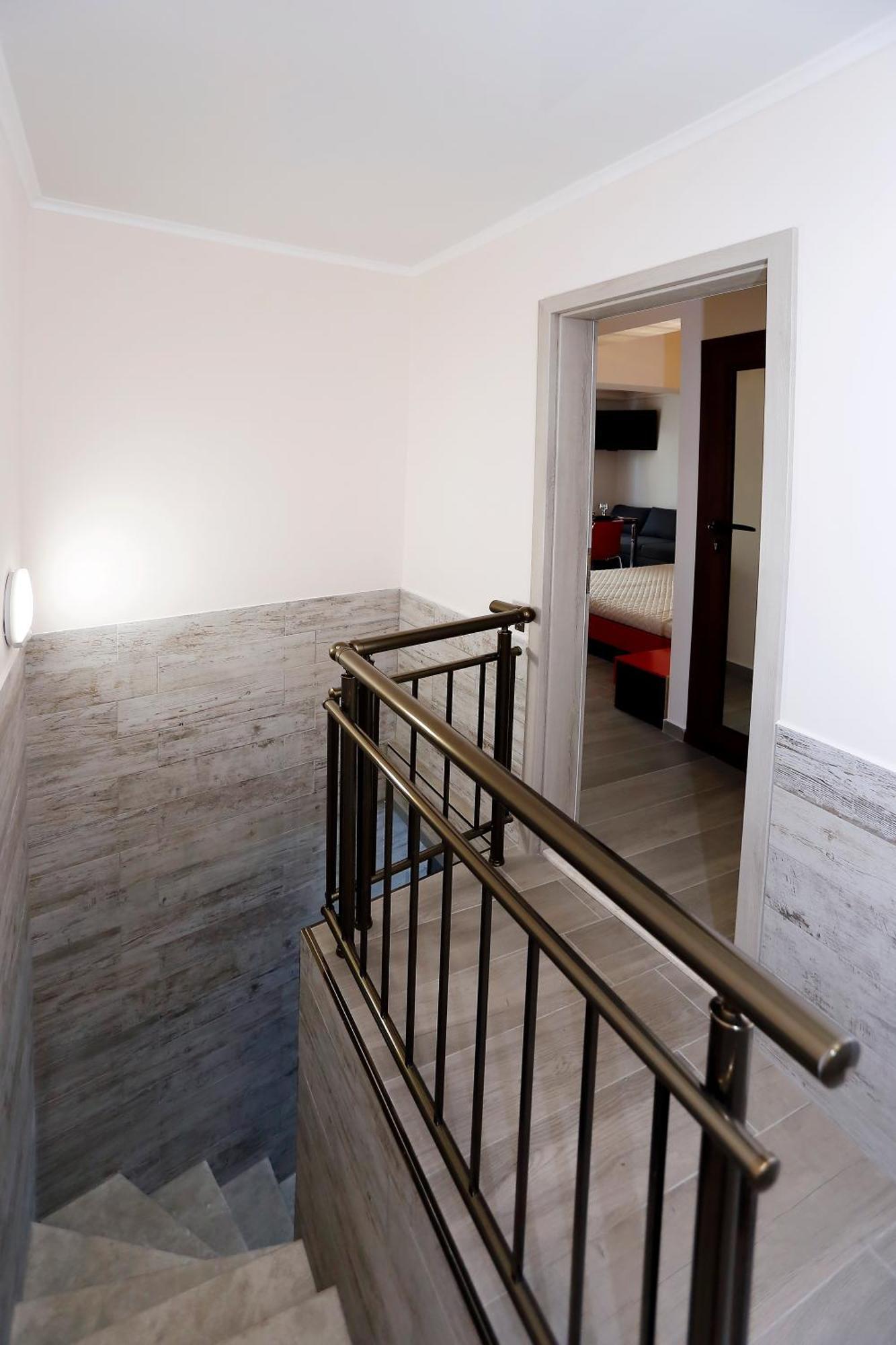 Deluxe 2 Studios City Center 布尔加斯 客房 照片